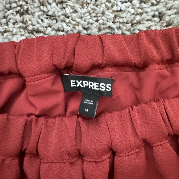 Express crop top, size M - Picture 3 of 3